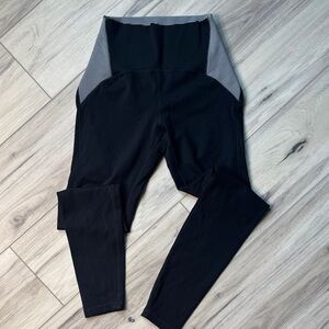ZYIA Chiaroscuro Legging